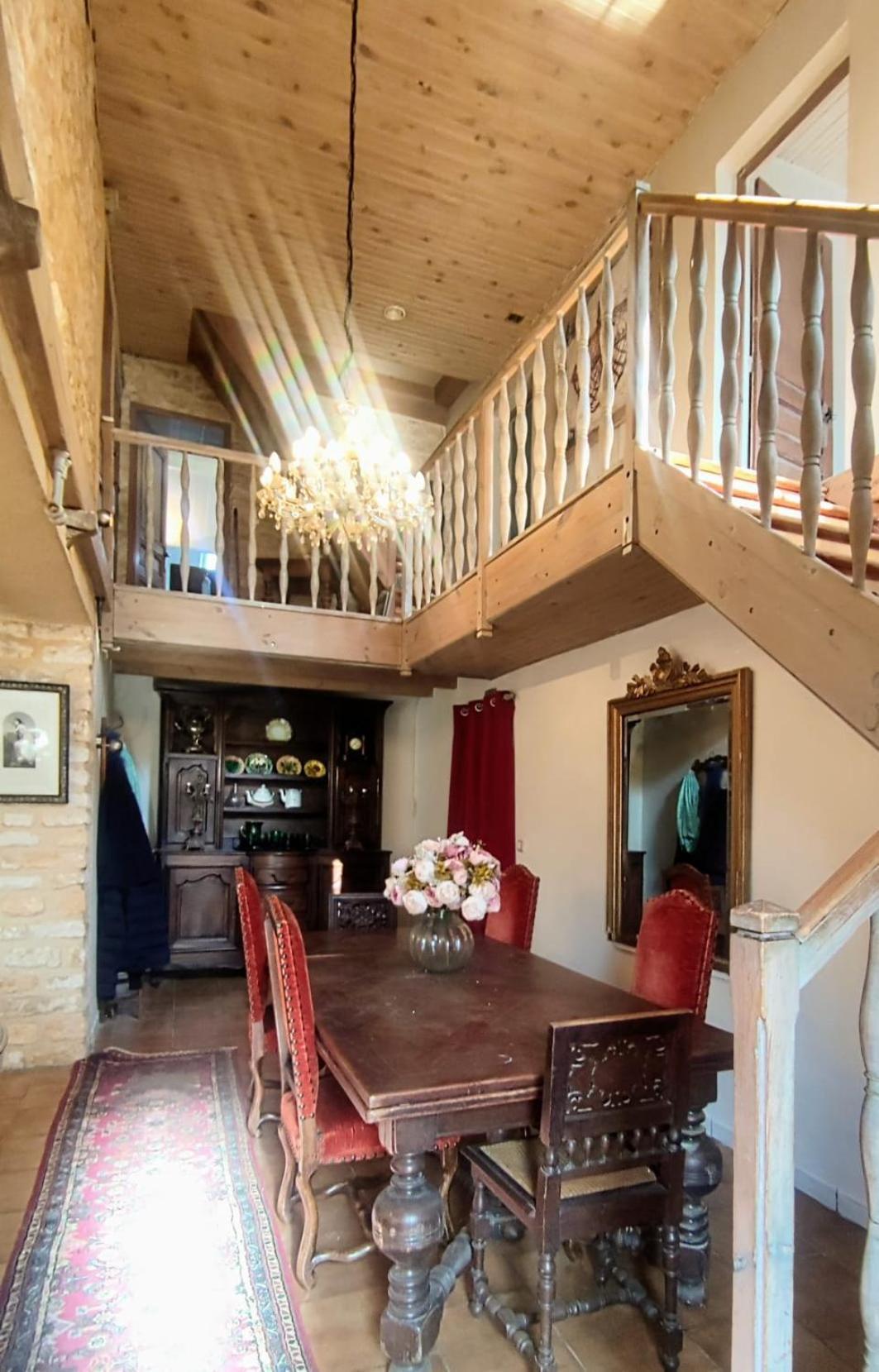 La Maison Bleue Varzy Экстерьер фото