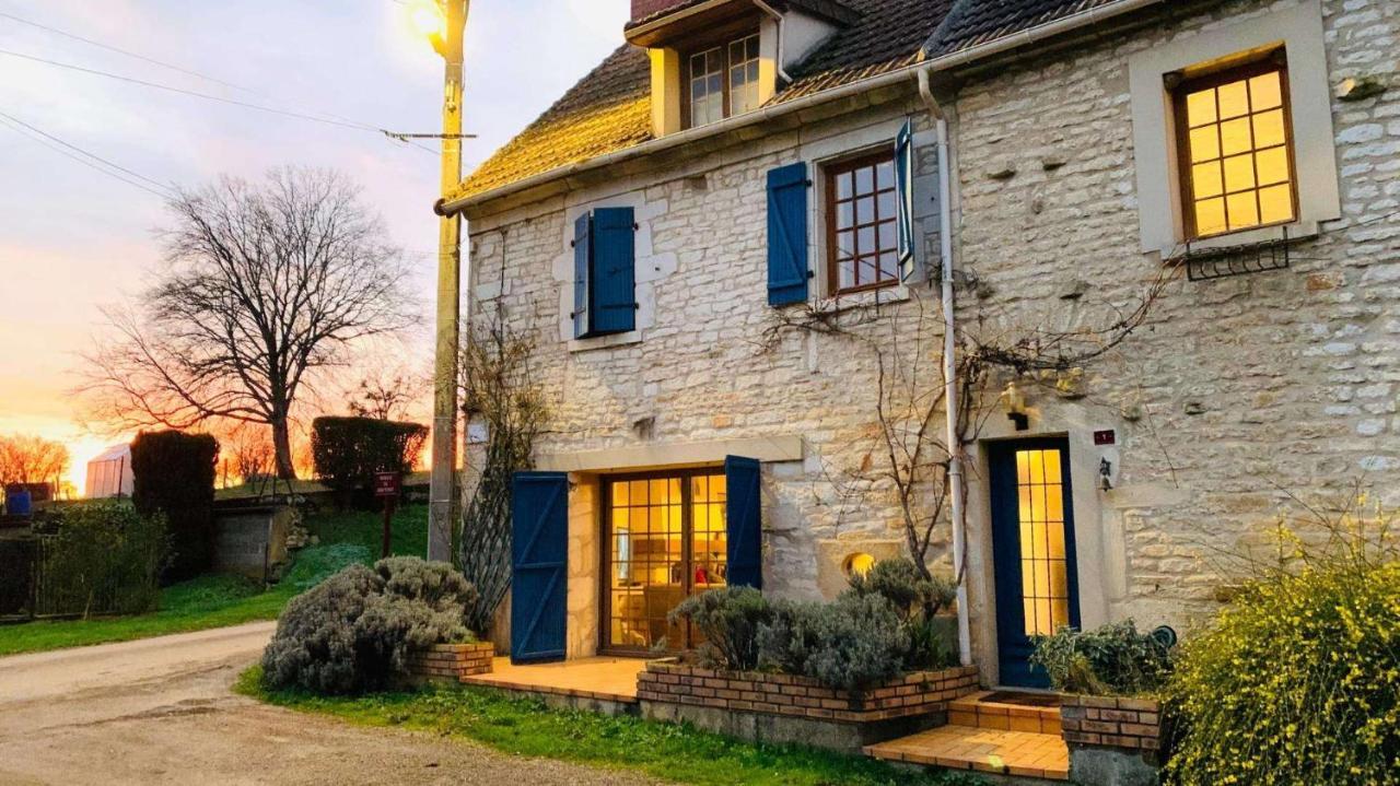 La Maison Bleue Varzy Экстерьер фото